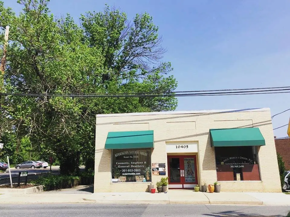 Kensington Natural Smiles - Professional dental clinic exterior with modern facilities