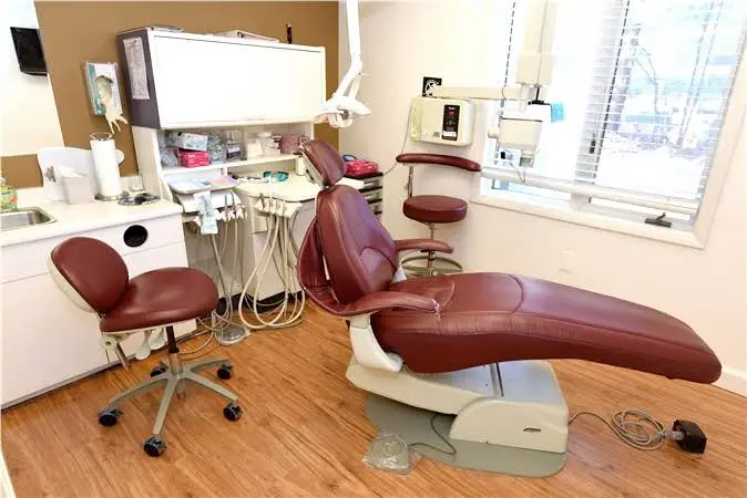 Tysons Corner Dental Arts Center - Professional dental clinic exterior with modern facilities