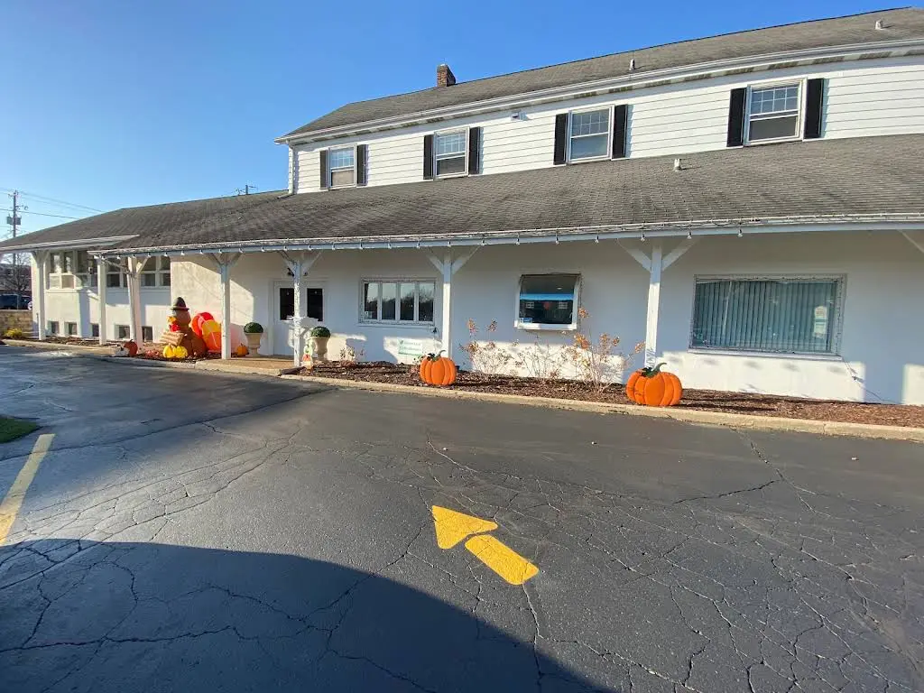 Greenleaf Orthodontics - Professional dental clinic exterior with modern facilities