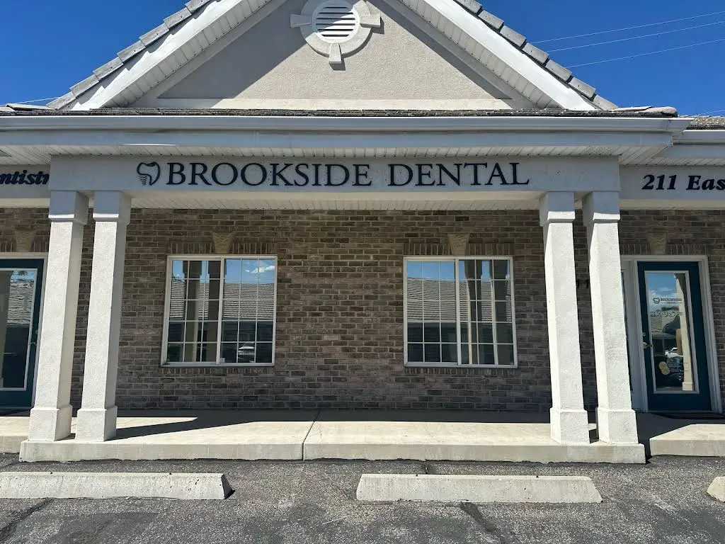 Brookside Dental - Professional dental clinic exterior with modern facilities