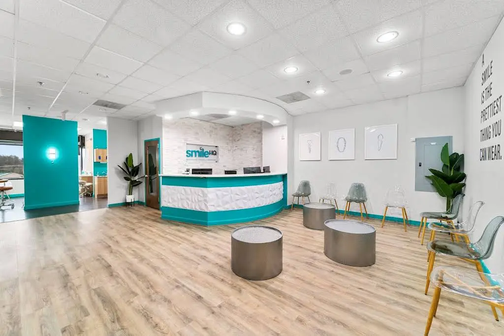 SmileHQ - Professional dental clinic exterior with modern facilities