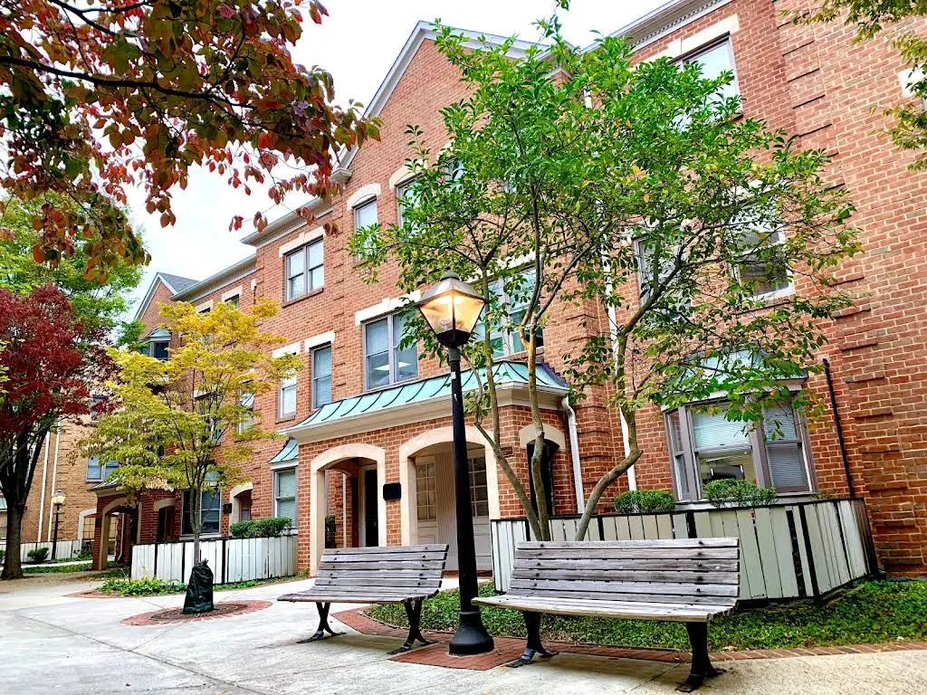 Evergreen Family Dental - Professional dental clinic exterior with modern facilities