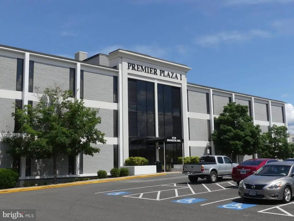 Springfield Dental Solutions: David S. Yoon - Professional dental clinic exterior with modern facilities
