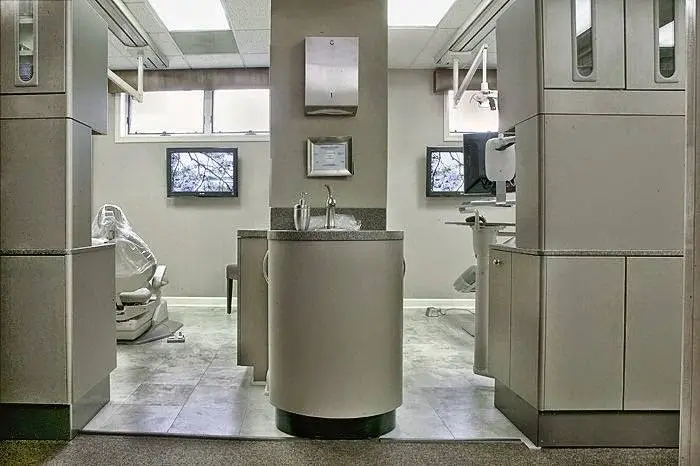 Alexandria Center of Dentistry - Professional dental clinic exterior with modern facilities