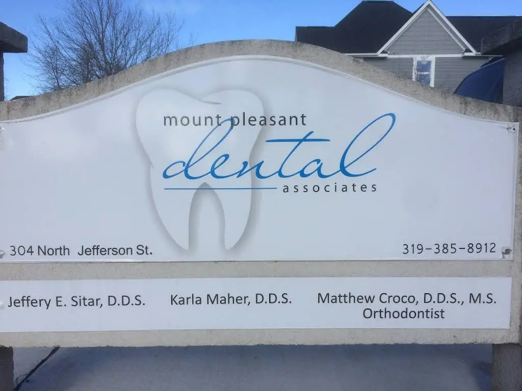 Mt Pleasant Dental Associates - Professional dental clinic exterior with modern facilities