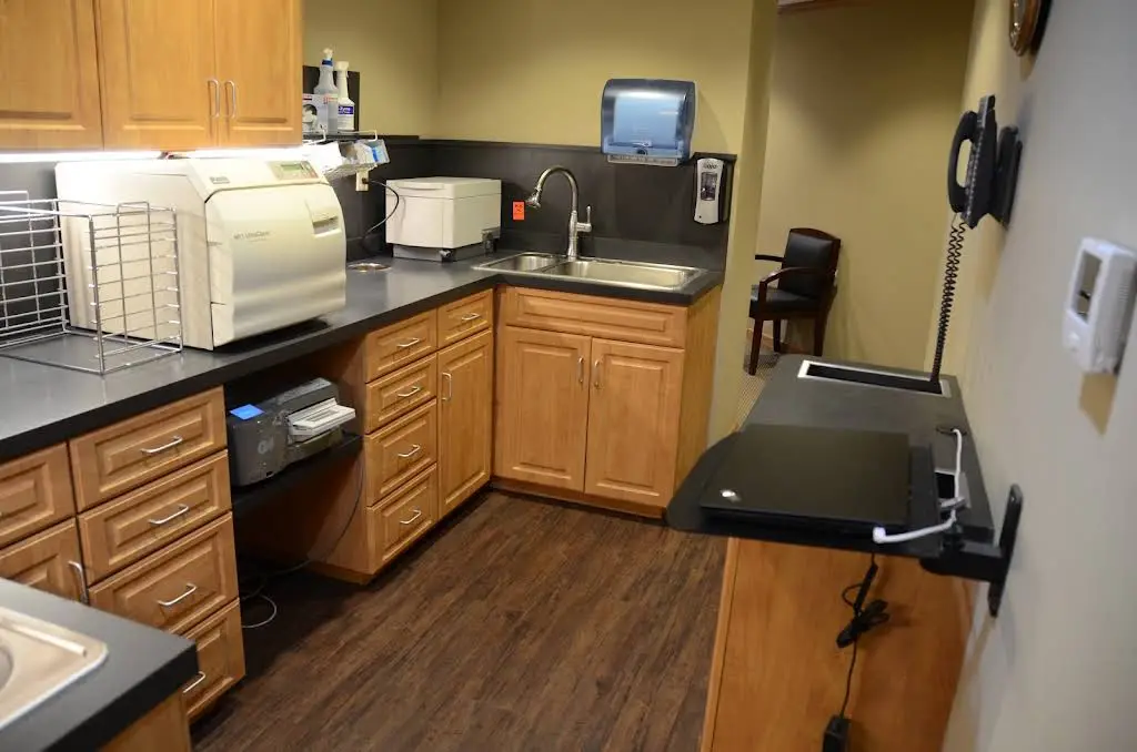 Holt Family Dental Care