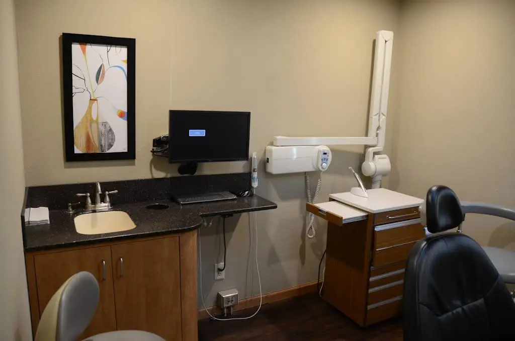 Holt Family Dental Care