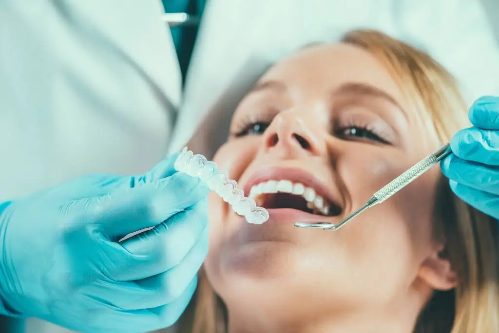 Annapolis DDS - Professional dental clinic exterior with modern facilities
