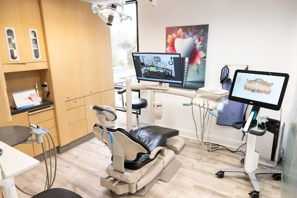 Bolduc Dental - Professional dental clinic exterior with modern facilities