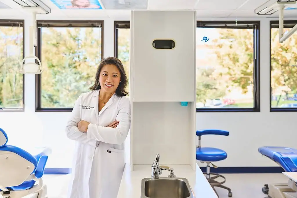 Dental Cosmetix: Thu-Nga Ortega, DDS, MAGD - Professional dental clinic exterior with modern facilities