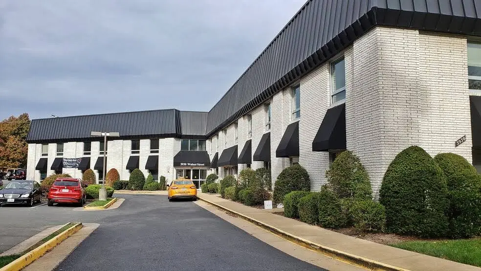 Walnut Dental Associates - Professional dental clinic exterior with modern facilities