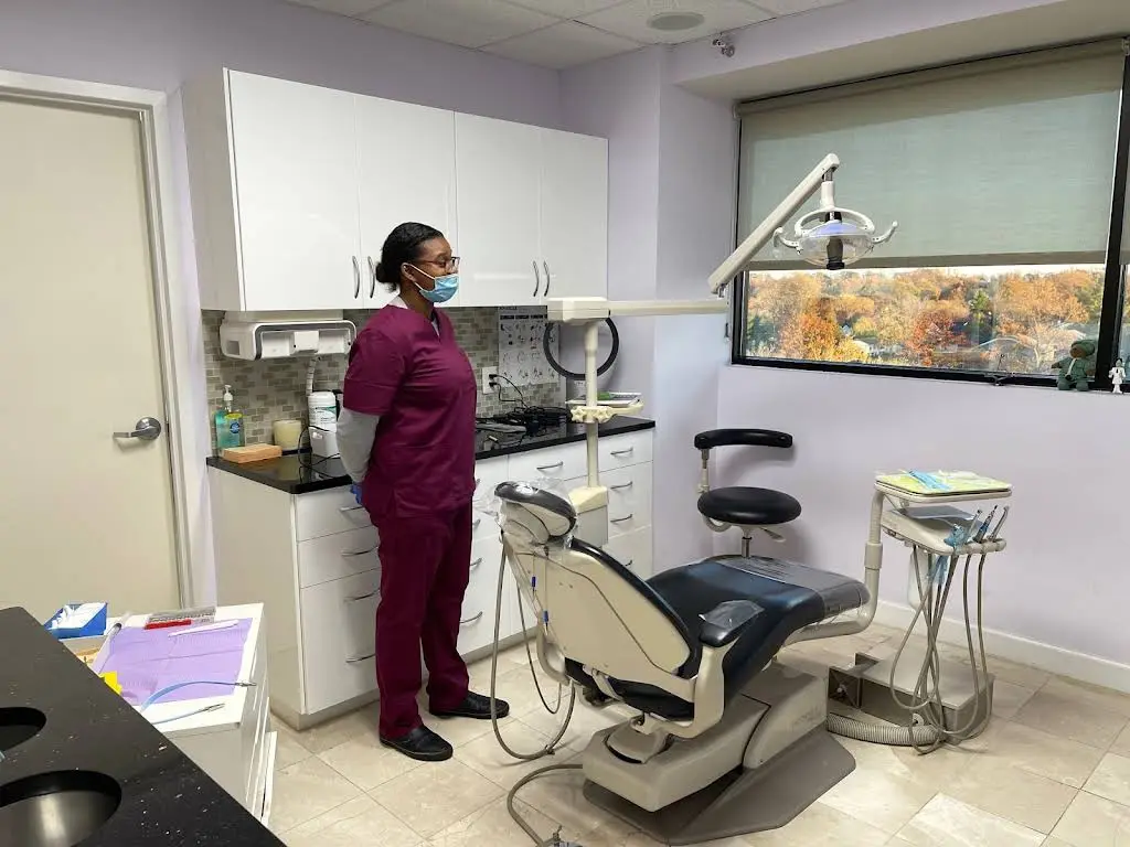 Franconia Dental Care - Professional dental clinic exterior with modern facilities