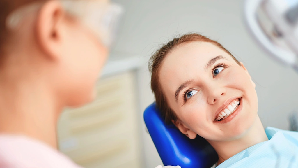 Riverview Dental - Professional dental clinic exterior with modern facilities