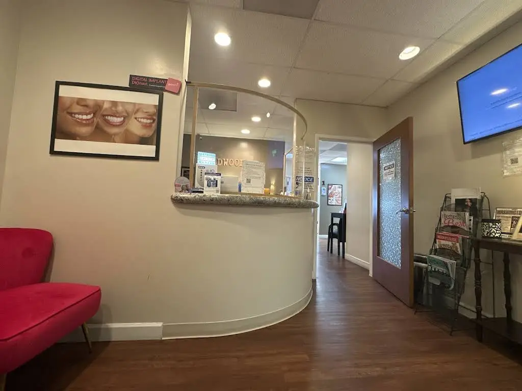 Wildwood Bethesda Cosmetic & Family Dental - Professional dental clinic exterior with modern facilities