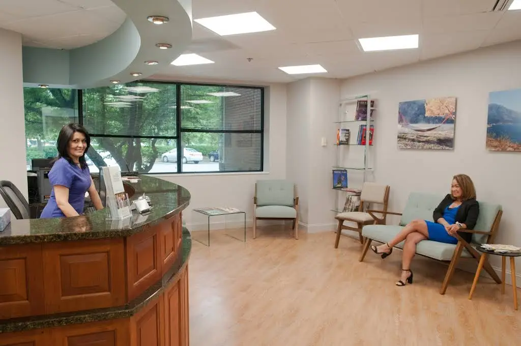 Fairfax Advanced Dentistry - Professional dental clinic exterior with modern facilities