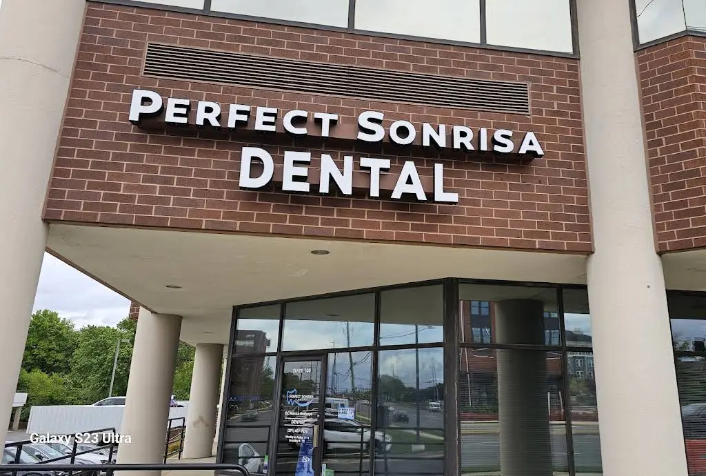 Perfect Sonrisa Dental Care - Professional dental clinic exterior with modern facilities