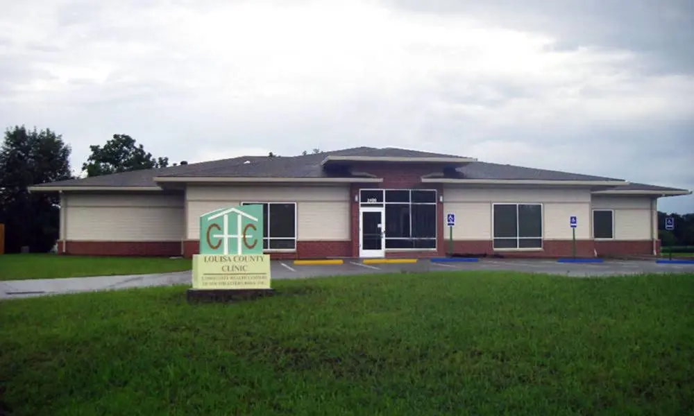 Community Health Centers of Southeastern Iowa - Louisa County Clinic - Professional dental clinic exterior with modern facilities