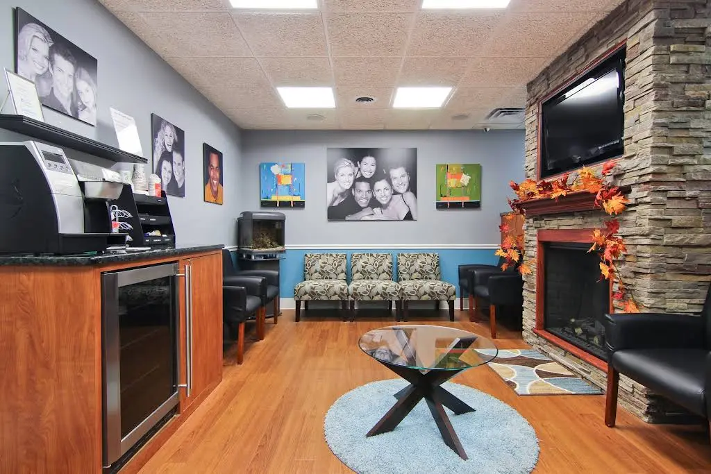 Olympia Fields Dental Associates - Professional dental clinic exterior with modern facilities
