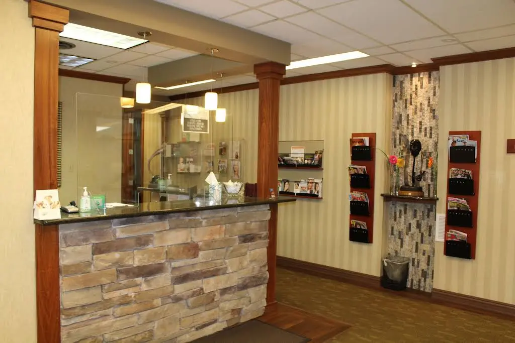 Ashland Dental & Wellness Center - Professional dental clinic exterior with modern facilities