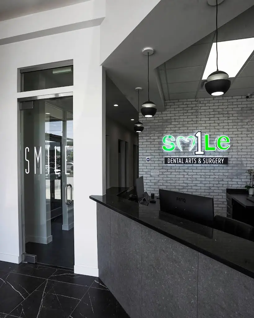 1 Smile Dental - Professional dental clinic exterior with modern facilities