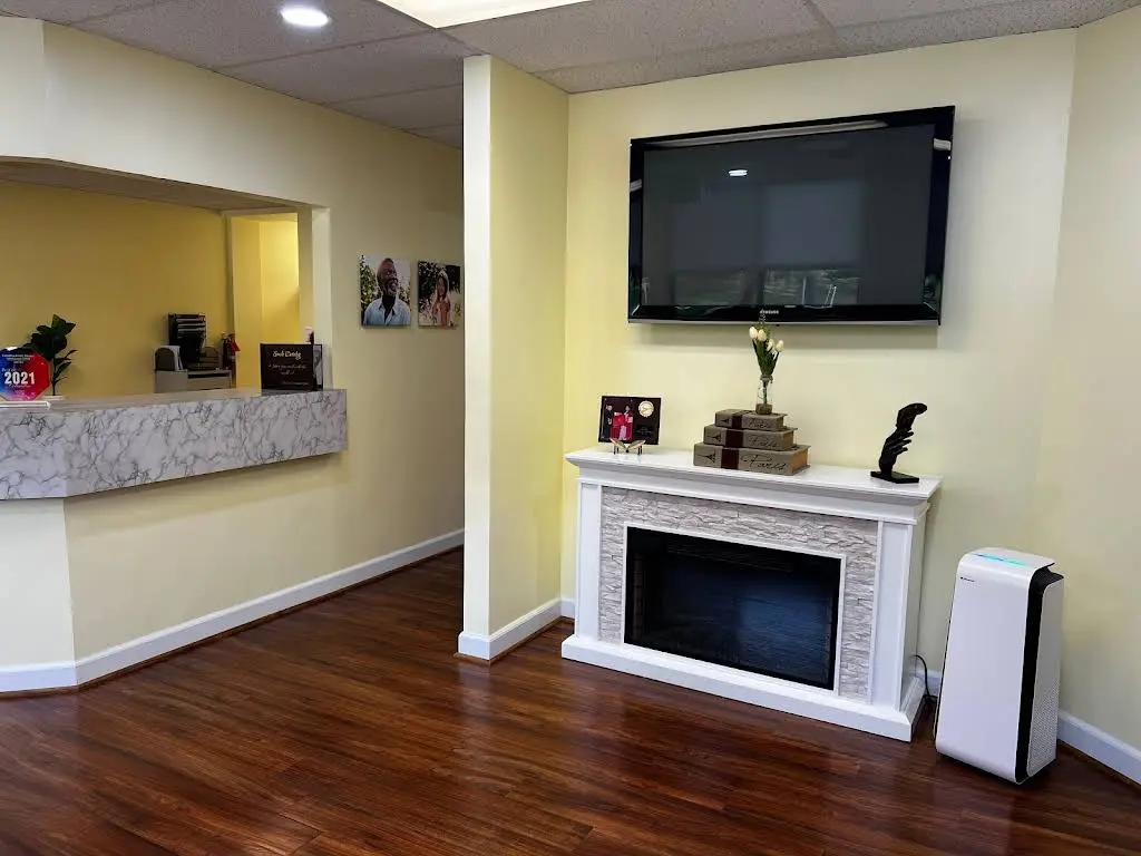 Columbia Family Dentist - Professional dental clinic exterior with modern facilities
