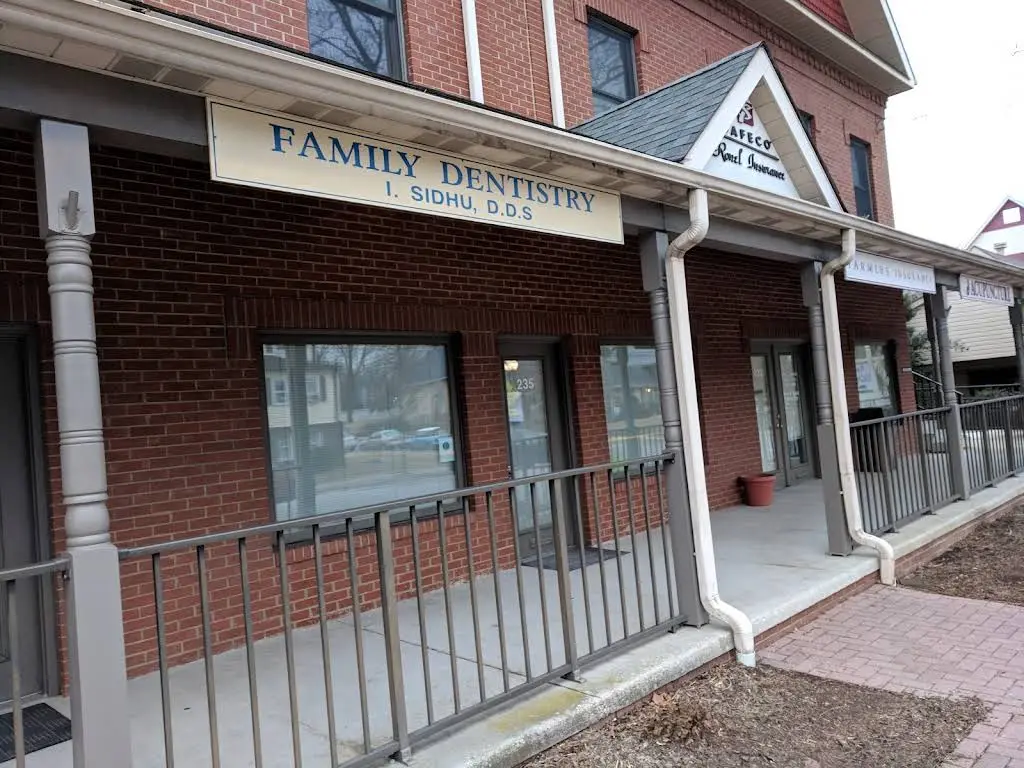 Family Dentistry: Indra Sidhu, DDS & Associates - Professional dental clinic exterior with modern facilities