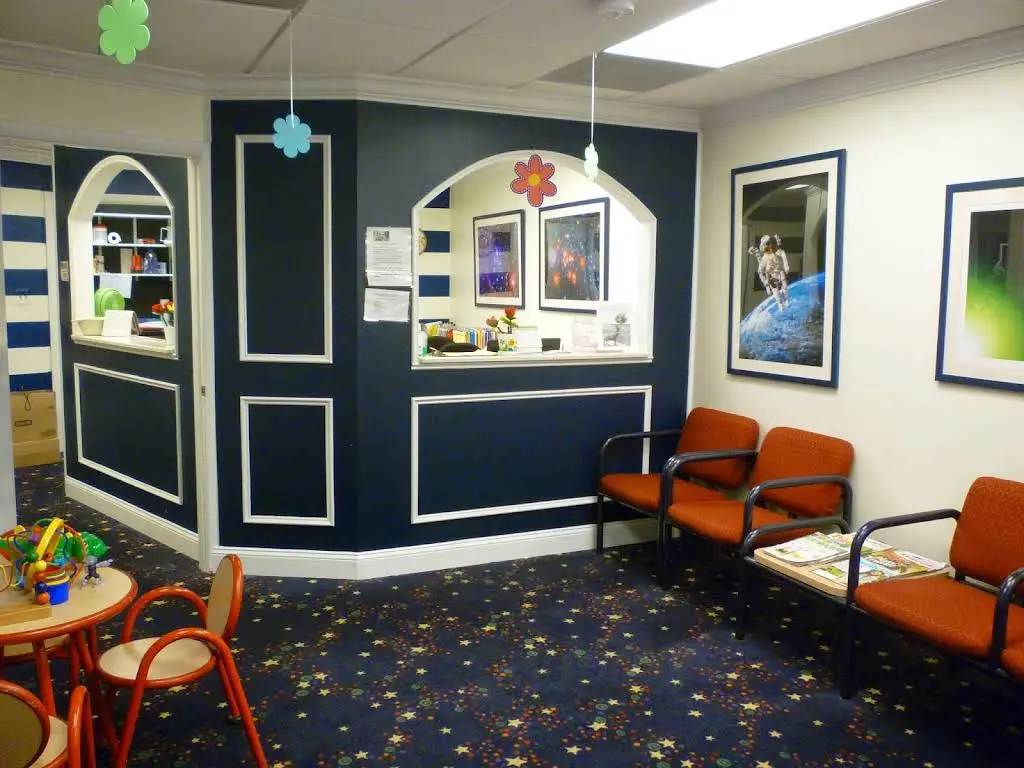 Pediatric Dental Center of Northern Virginia: Victoria Onesty, DDS & Scott H. Leaf DDS - Professional dental clinic exterior with modern facilities