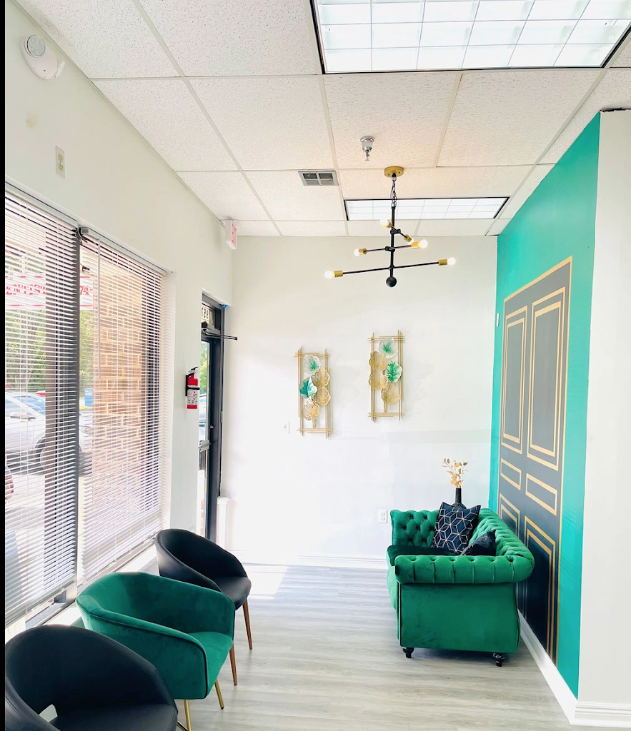 Smile Experts Dental - Professional dental clinic exterior with modern facilities
