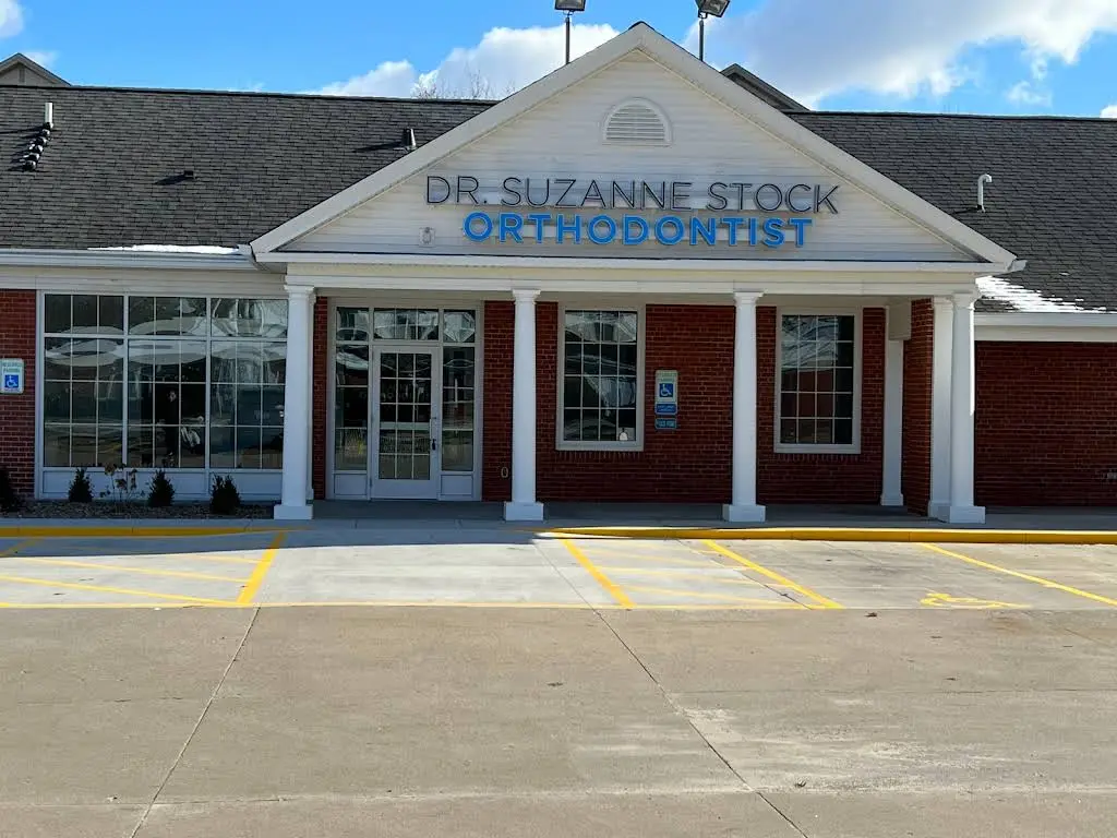 Dr. Suzanne Stock, Orthodontist - Professional dental clinic exterior with modern facilities