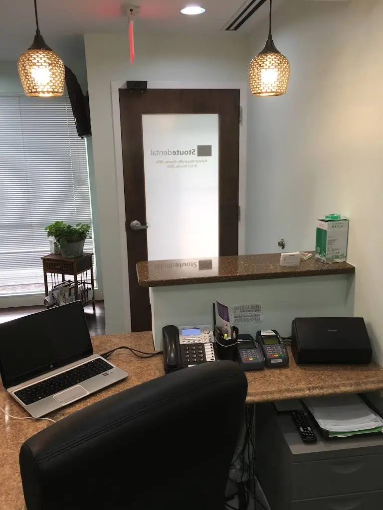 Stoute Dental - Crofton - Professional dental clinic exterior with modern facilities