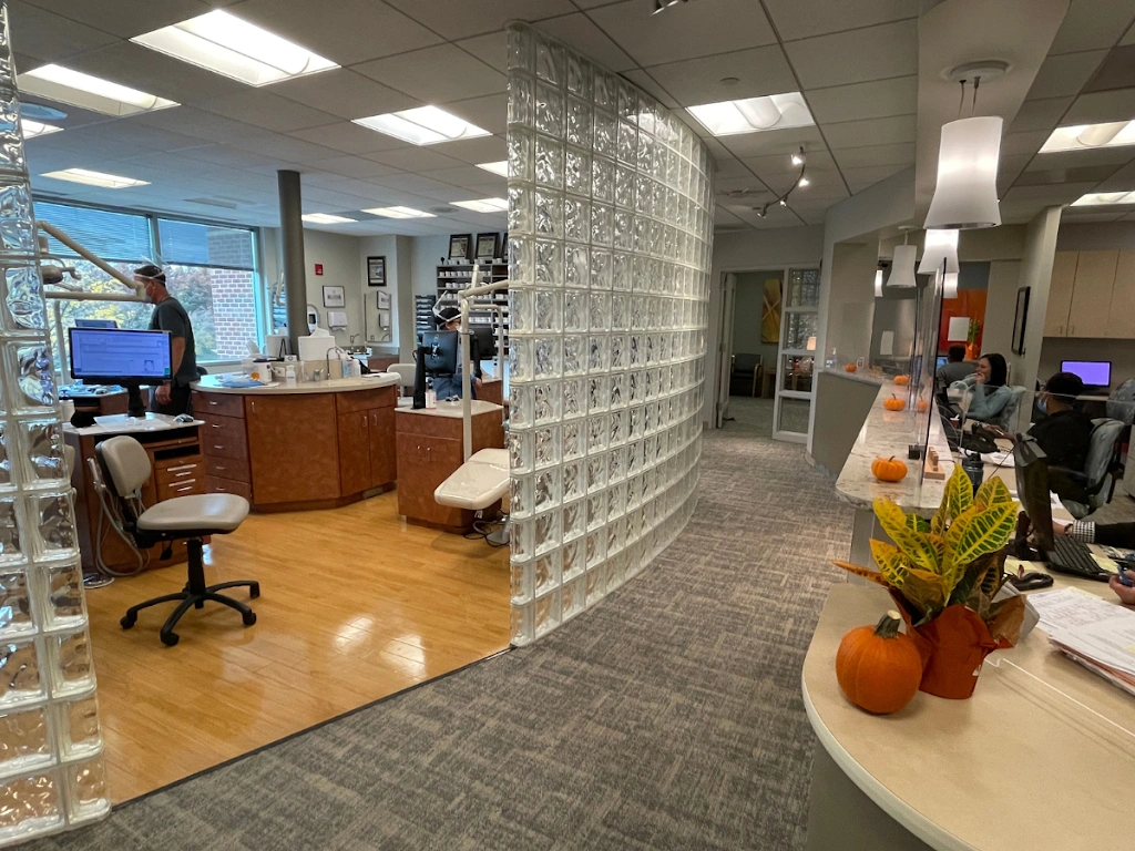 Fallsgrove Center for Dentistry - Professional dental clinic exterior with modern facilities
