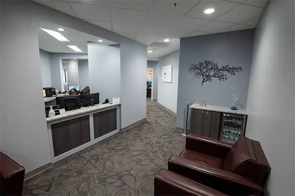 CascadesONE Dental - Burke - Professional dental clinic exterior with modern facilities
