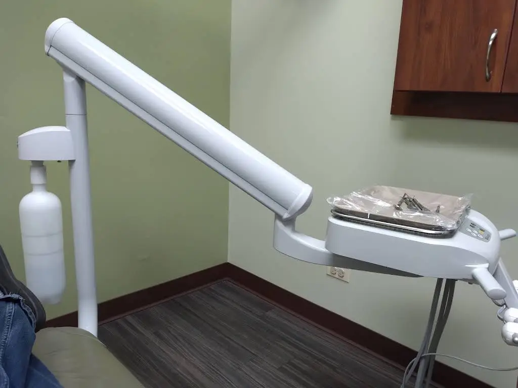 Perryville Dentist - Professional dental clinic exterior with modern facilities
