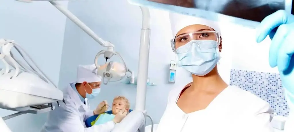 Camelot Endodontics - Professional dental clinic exterior with modern facilities