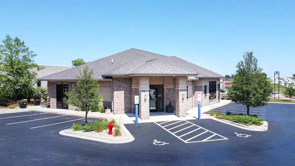 Bubon Orthodontics - Professional dental clinic exterior with modern facilities