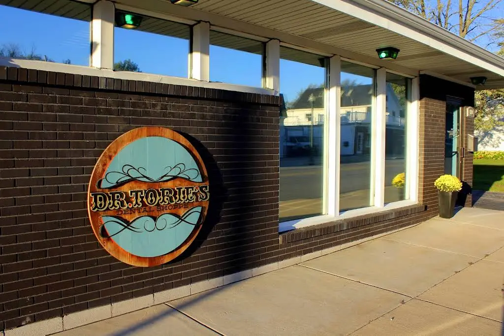 Dr. Torie's Dental Shoppe, PC - Professional dental clinic exterior with modern facilities