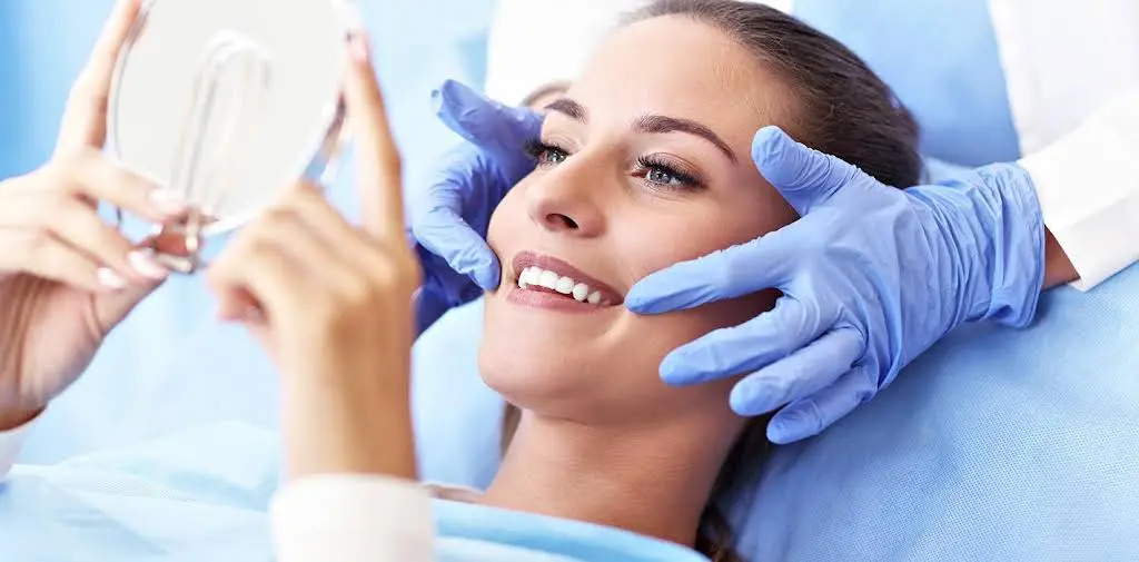 Howard Smiles Center - Professional dental clinic exterior with modern facilities