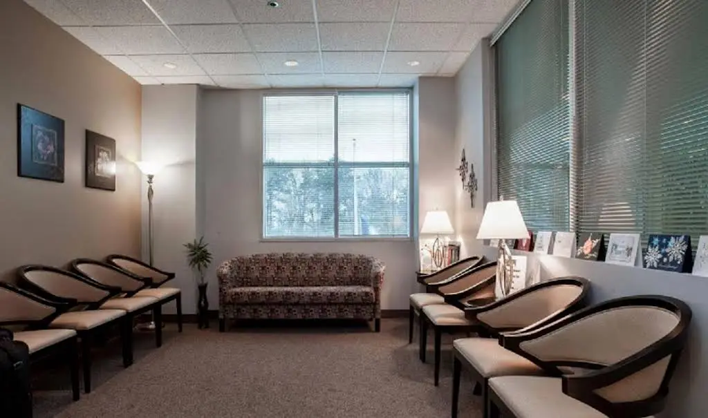 Laura Y. Ki, DDS, PC - Professional dental clinic exterior with modern facilities