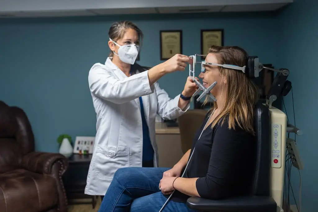 201 Waterfront Dental - Professional dental clinic exterior with modern facilities