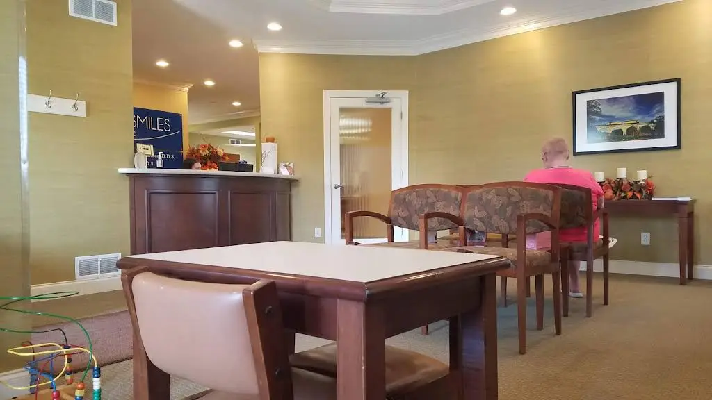 Great Smiles Dental SC - Professional dental clinic exterior with modern facilities