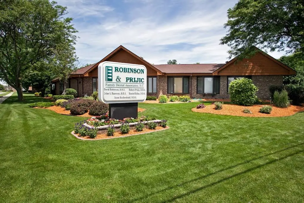 Black Bridge Family Dental - Professional dental clinic exterior with modern facilities