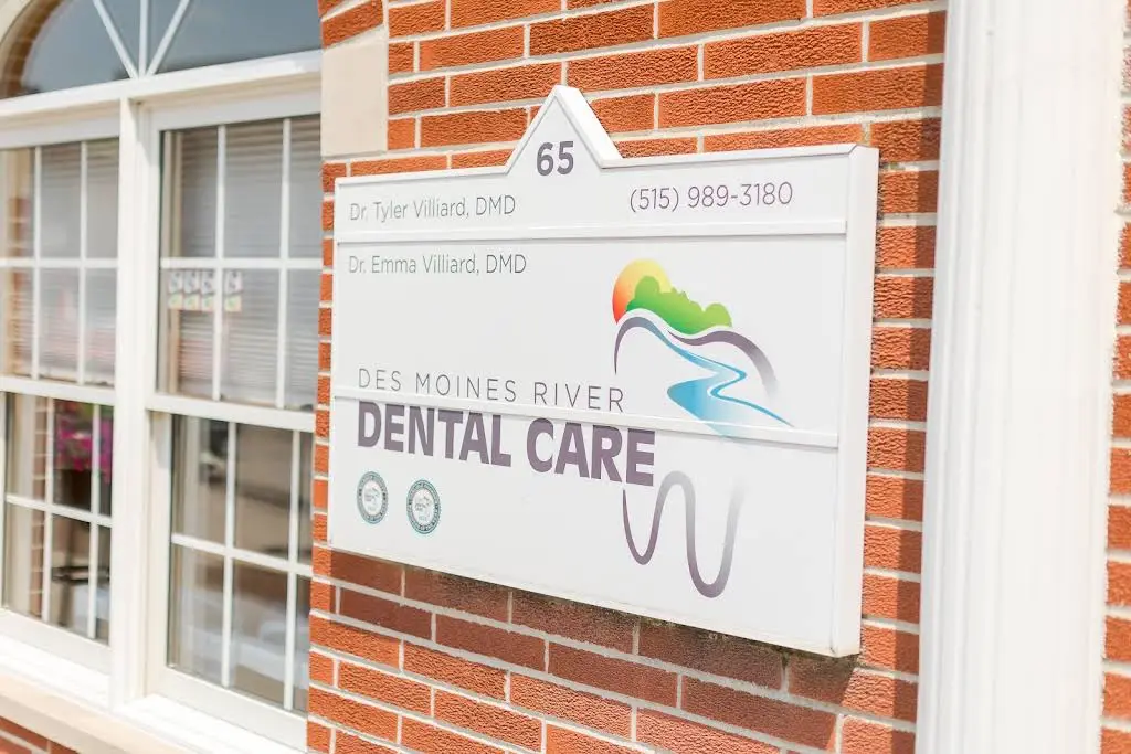 Des Moines River Dental Care - Professional dental clinic exterior with modern facilities