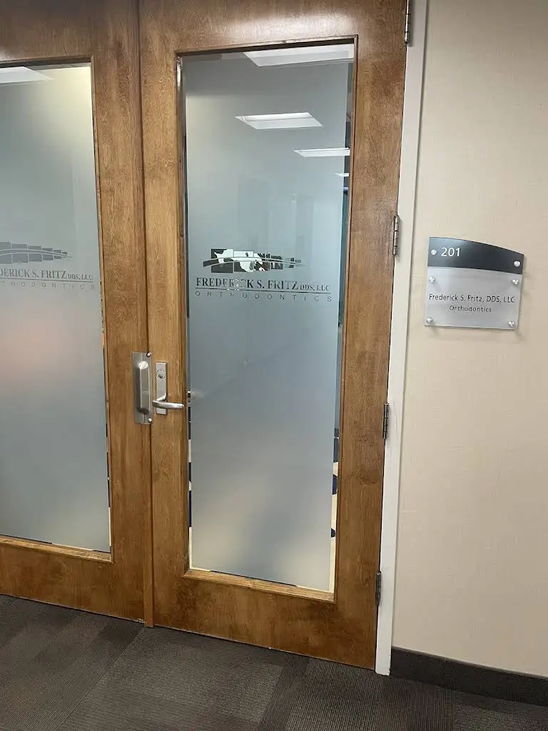 Frederick S. Fritz, DDS, LLC - Professional dental clinic exterior with modern facilities