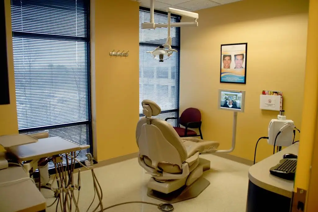 Paul M. Lee, DDS, PC
