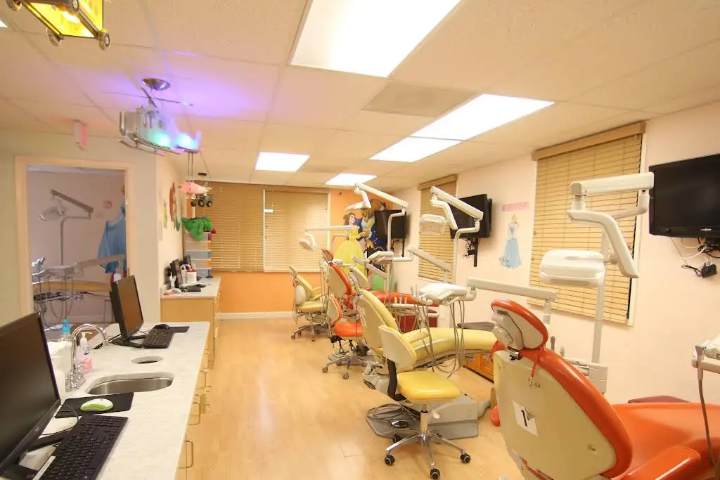 BriteStars Pediatric Dentistry at Lake Ridge