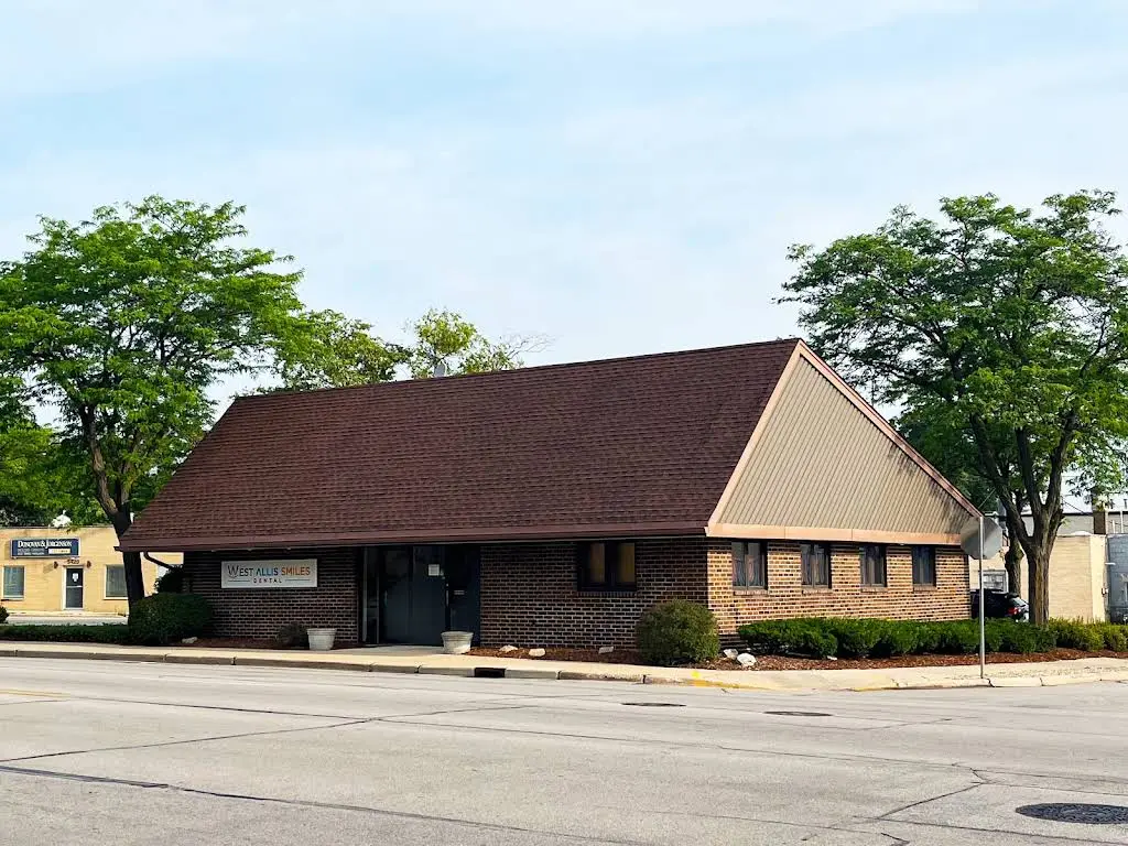 West Allis Smiles - Professional dental clinic exterior with modern facilities