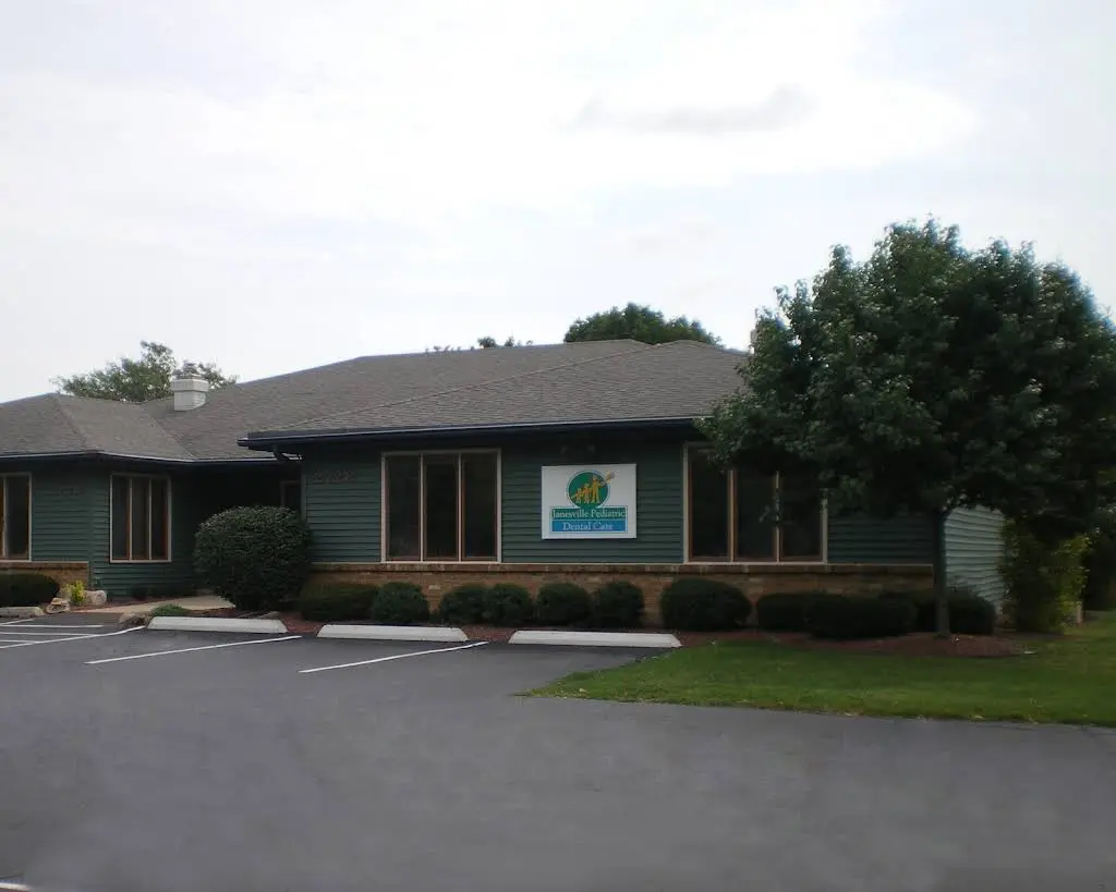 Janesville Pediatric Dental Care - Professional dental clinic exterior with modern facilities