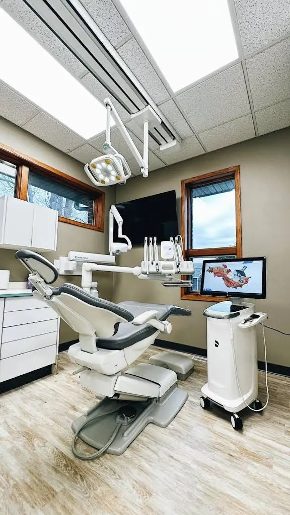 Cedar Rapids Family Dental Center - Professional dental clinic exterior with modern facilities
