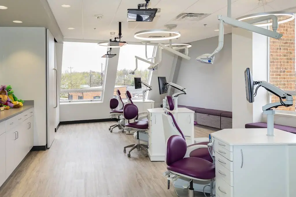 SuperKids Pediatric Dentistry - Professional dental clinic exterior with modern facilities