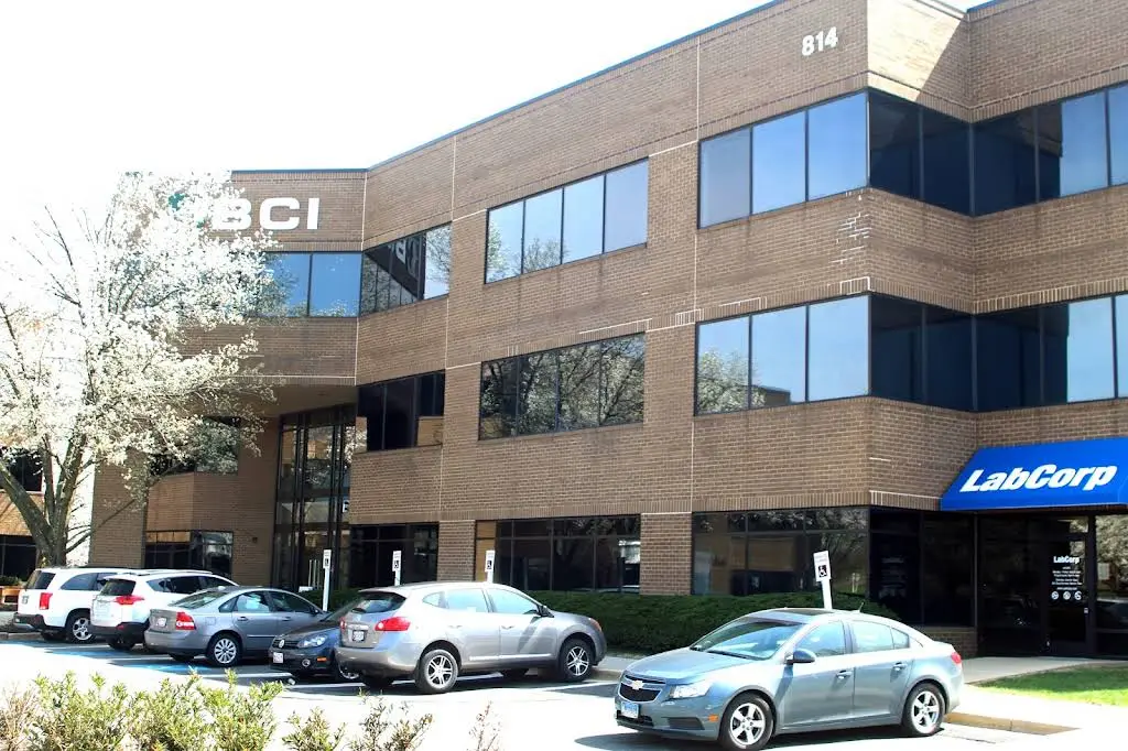 Yu Orthodontics - Professional dental clinic exterior with modern facilities